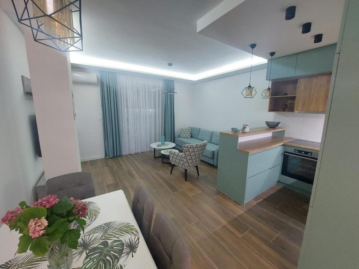 Apartment Sara With Seaview Budva Kültér fotó